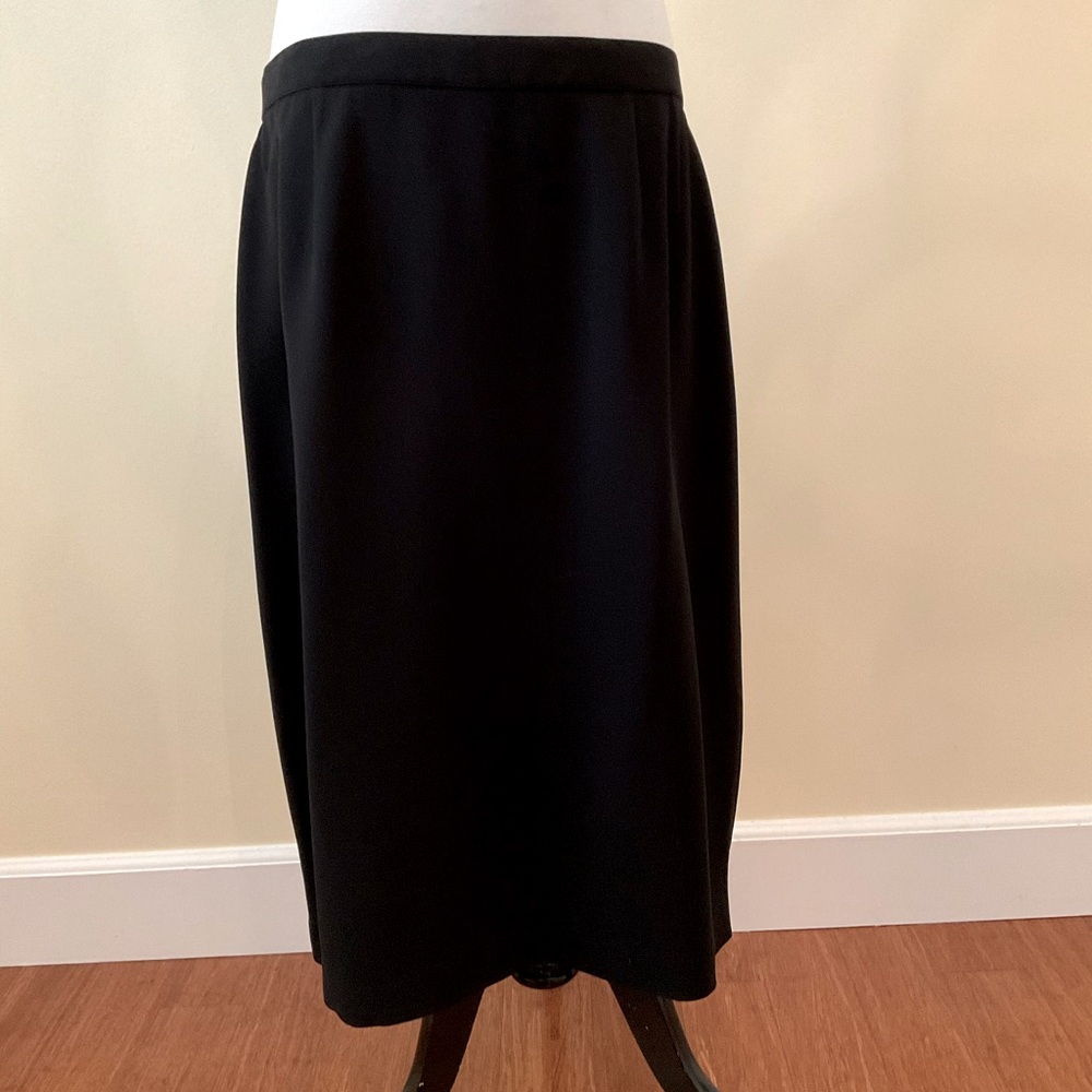 NWT Women’s Due Per Due Bloomingdale’s skirt